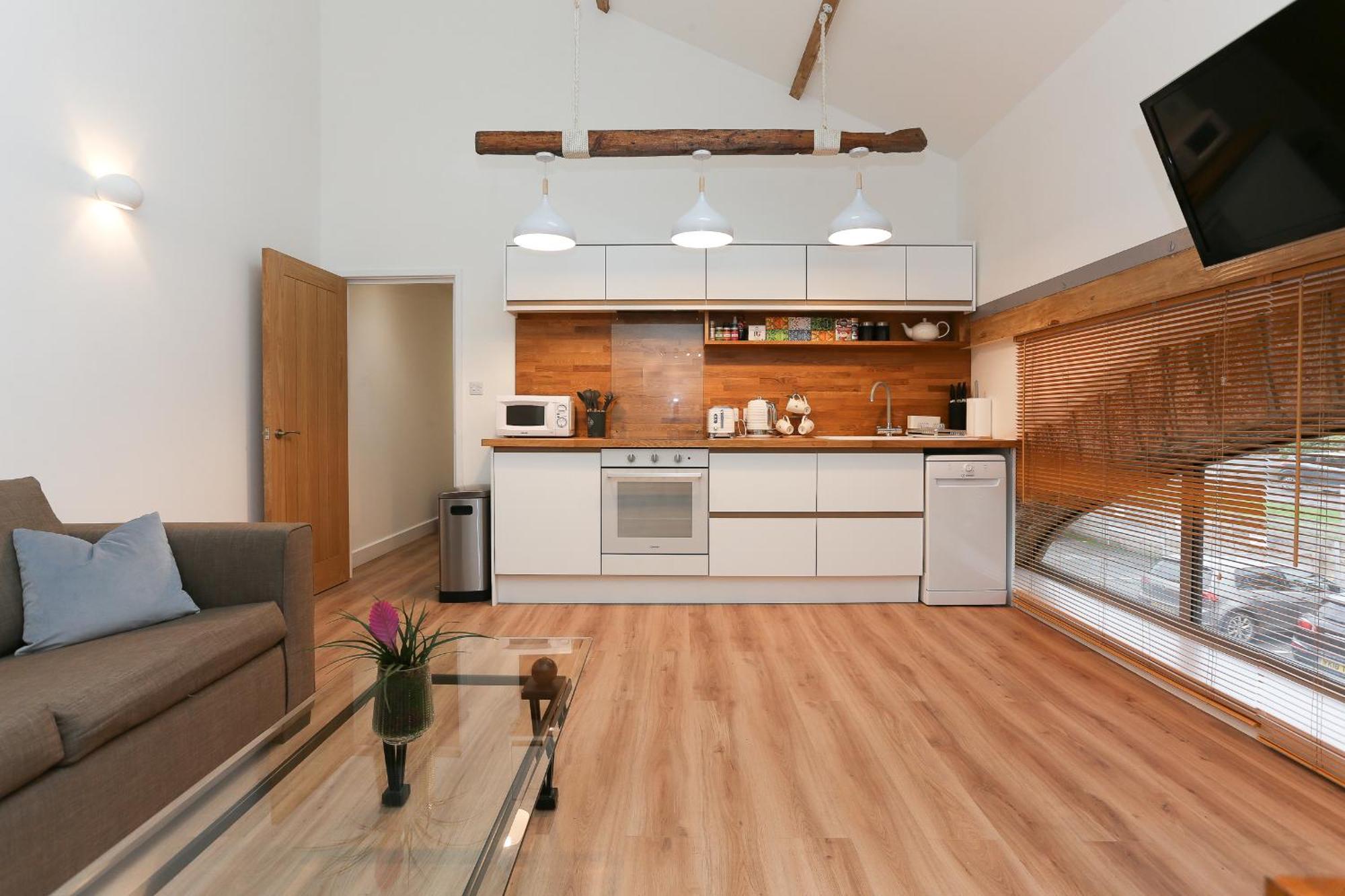 Strawberry Line, Apartment 2 ويلْزْ المظهر الخارجي الصورة
